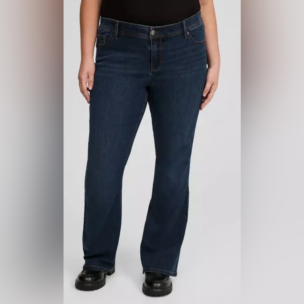 Women's Dark Blue Jeans - Picture 2 of 9